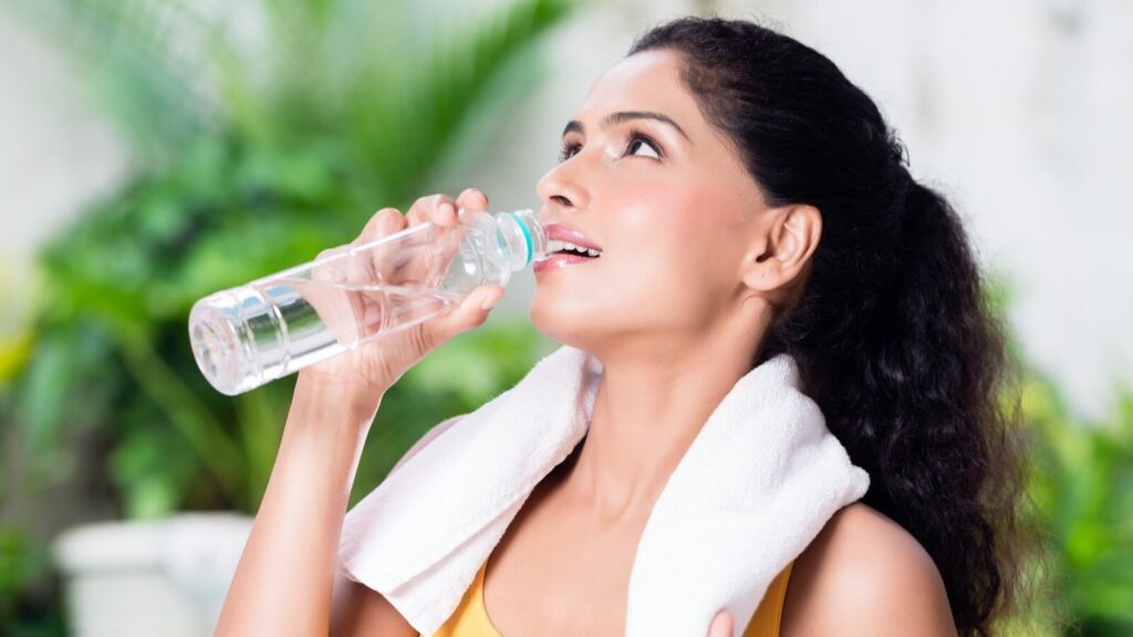 Side Effects Of Drinking Water from Pastic Bottles